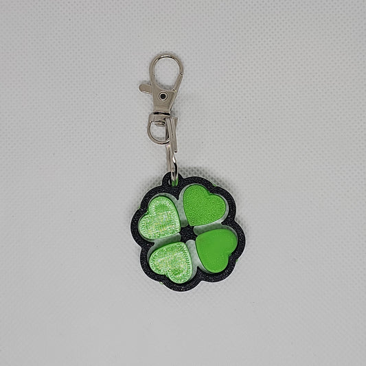 Four Leaf Clover Heart Fidget Keychain (Small)